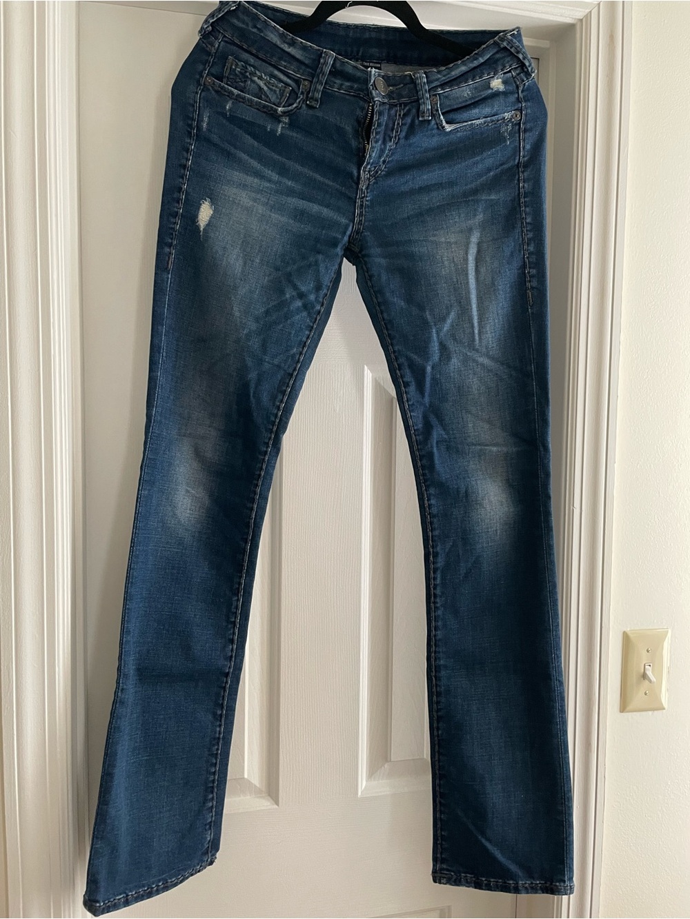 True Religion Women’s Straight Leg Jeans in Dark Blue Wash